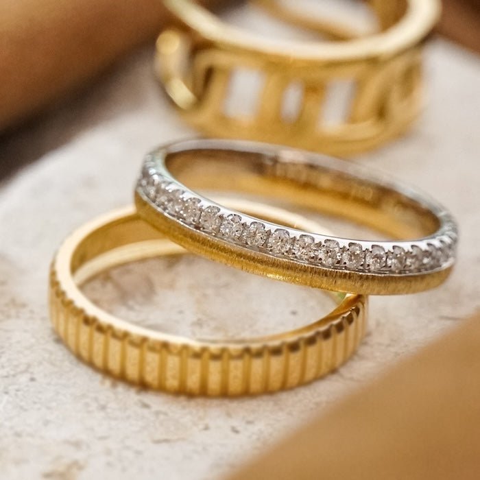 Dazzling slim layered rings