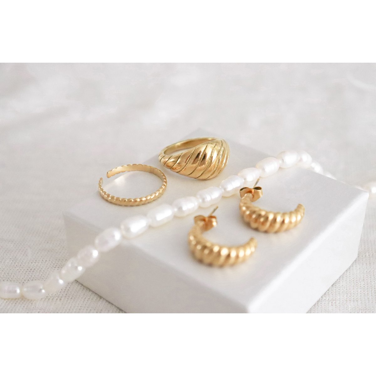 Croissant Ringetje - Goud