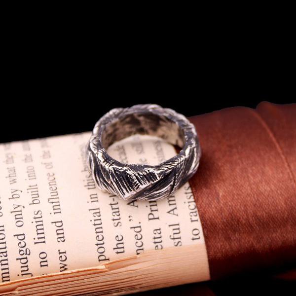 Vintage-inspired rock ring - solid silver
