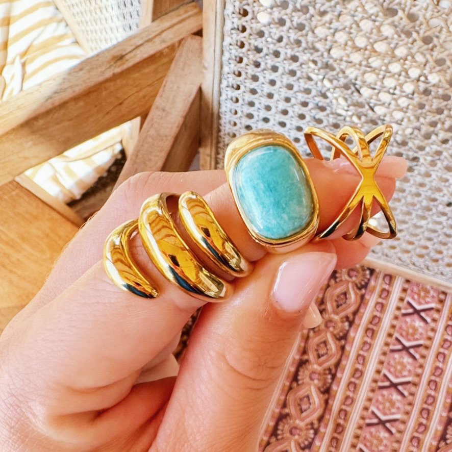 Stainless steel statement 'spiral' ring - gold