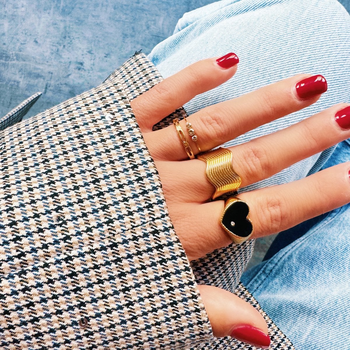 Stalen ring hart - zwart